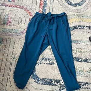 Torrid tie front trousers